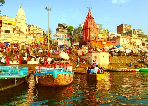 Varanasi – Famous City of Spirituality, Art & Ghats
