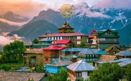 Wide circuit linking Shimla, Manali, Dharamshala, Dalhousie and Amritsar