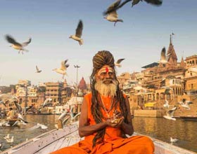 Hyderabad to Varanasi tour packages